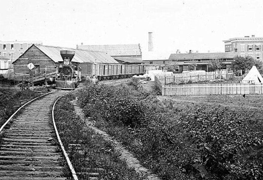 The Little Train Depot That Refused to Leave Town